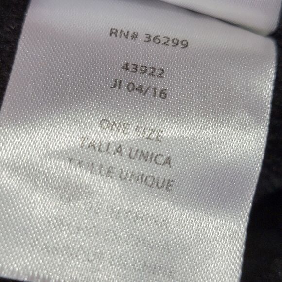 Disney Nightmare Before Christmas Kids Knit Trapper Pom Beanie Jack S - One Size - Picture 8 of 8